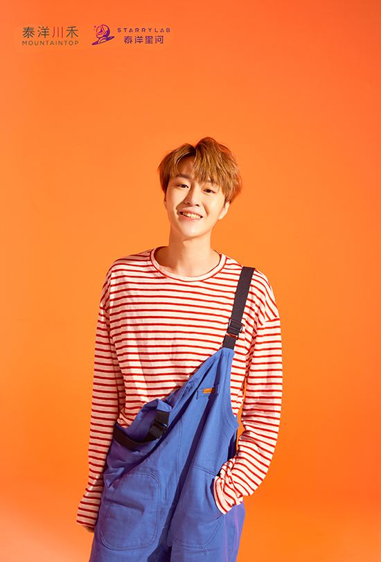 許華升，2016年最新作品引領(lǐng)潮流，展現(xiàn)無(wú)限魅力