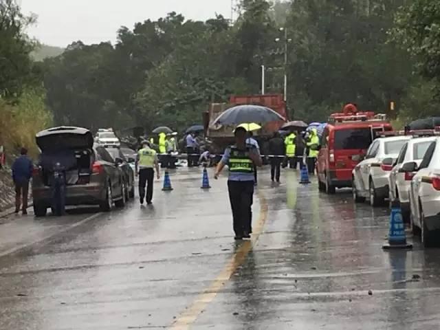 南寧車禍新聞最新消息，事故現(xiàn)場及救援情況全面解析