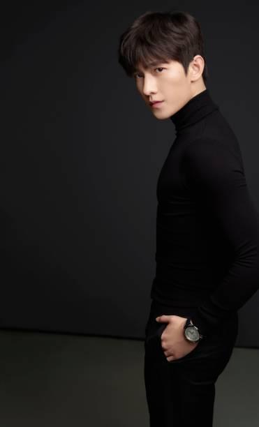 鄭爽楊洋最新電視劇，璀璨星光的交匯