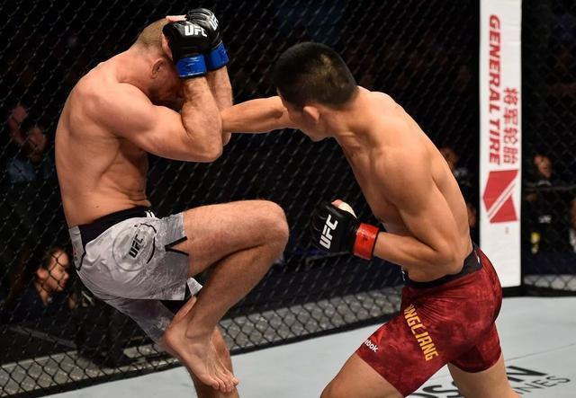 李景亮在UFC的最新戰(zhàn)績，榮耀與挑戰(zhàn)并存