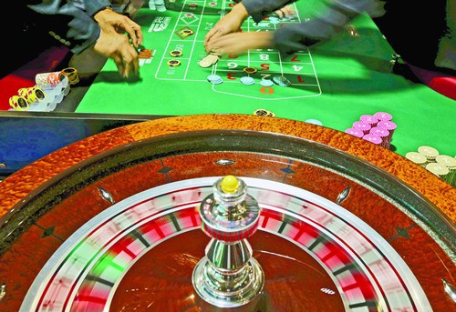 關(guān)于澳門六開彩的真相揭示——警惕虛假預(yù)測與非法賭博